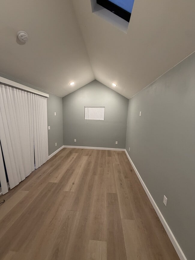 Building Photo - 3844 Teak St