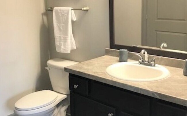 Foto del edificio - 50 Venue Wy