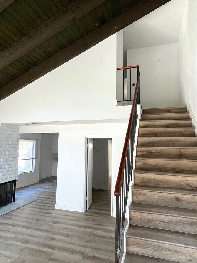 Foto del edificio - 2833 Harbor Blvd