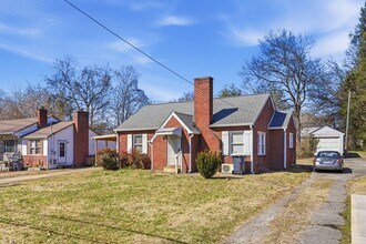 Building Photo - 3227 Avondale Ave