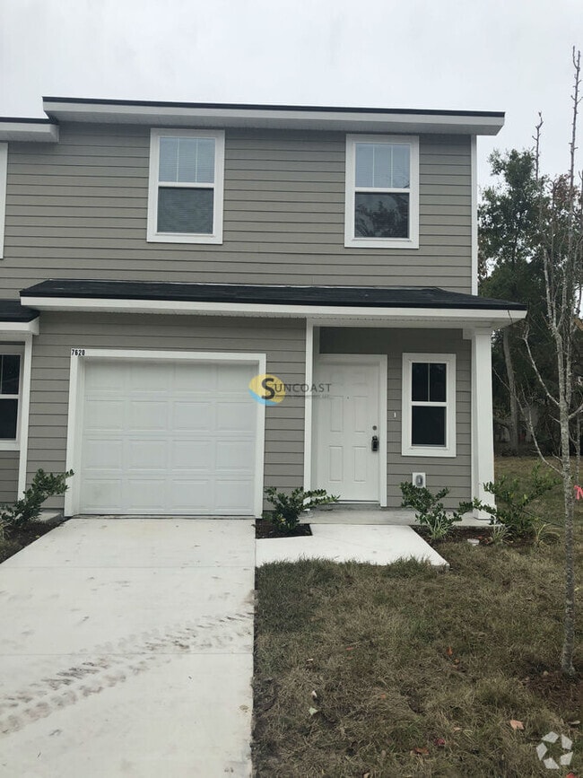 Building Photo - 7620 Rain Forest Dr N