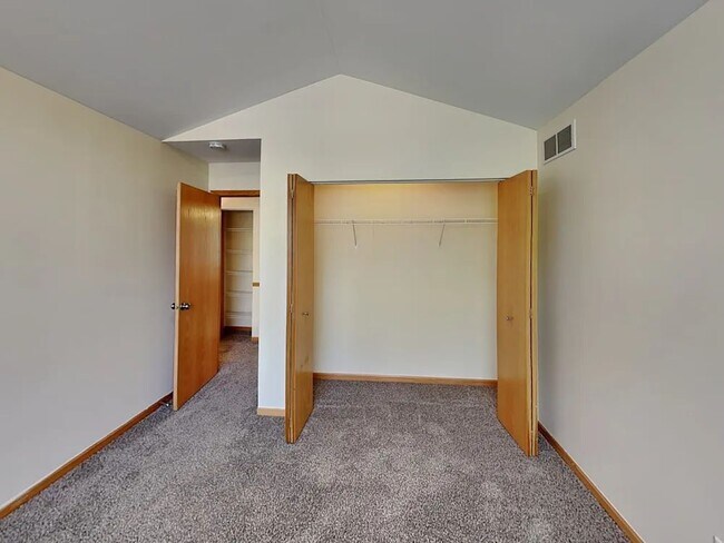Foto del edificio - 2900 Wake Island Dr