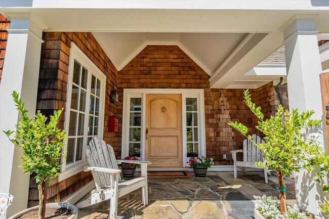 Building Photo - Stunning Los Altos Hills Estate