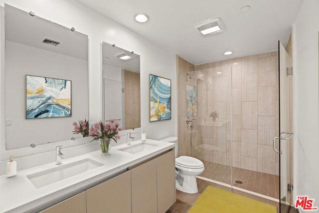 Foto principal - 5308 Sepulveda Blvd