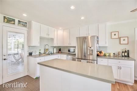 Building Photo - 3 br, 2 bath House - 394 Aster St