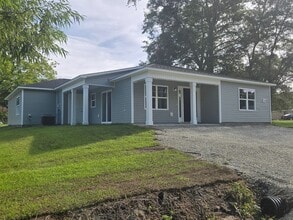 Building Photo - 509 Scallop Shells Ln