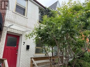 Building Photo - 7 Casimir St