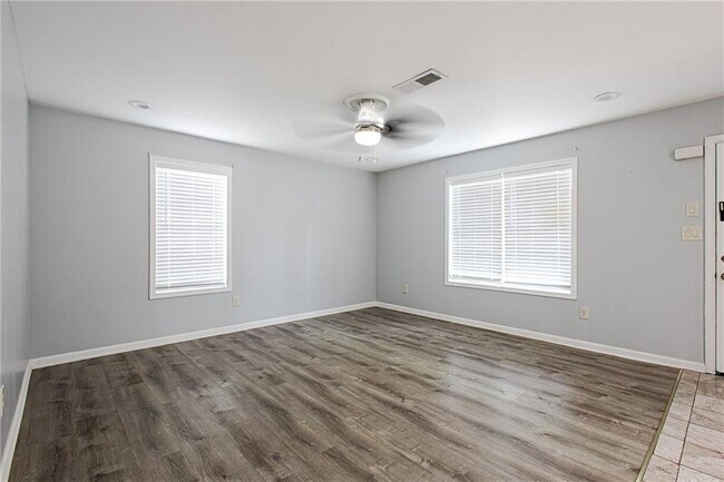 Building Photo - 4758 Pebble Trce