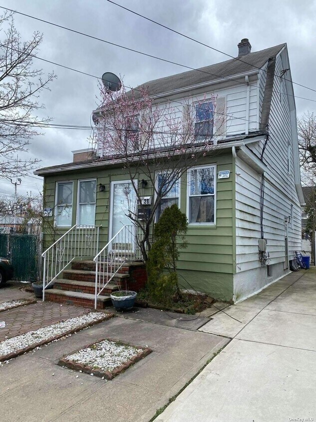 Primary Photo - 89-28 250th St
