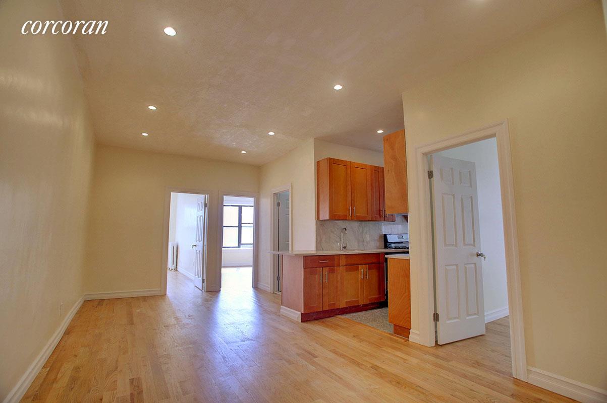 Primary Photo - 860 Riverside Dr