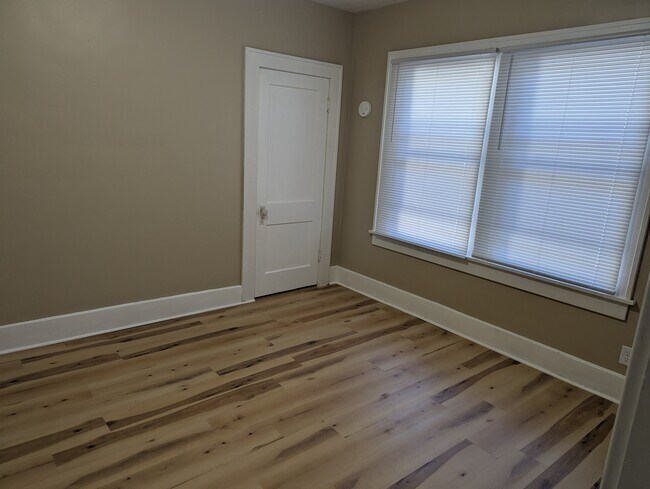 Foto del edificio - 912 S 3rd St