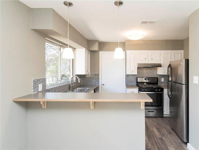 Foto del edificio - 800 Sahara Ave