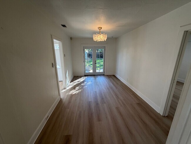 Foto del edificio - 2 Bedroom | 1 Bathroom | Single family home in Sacramento