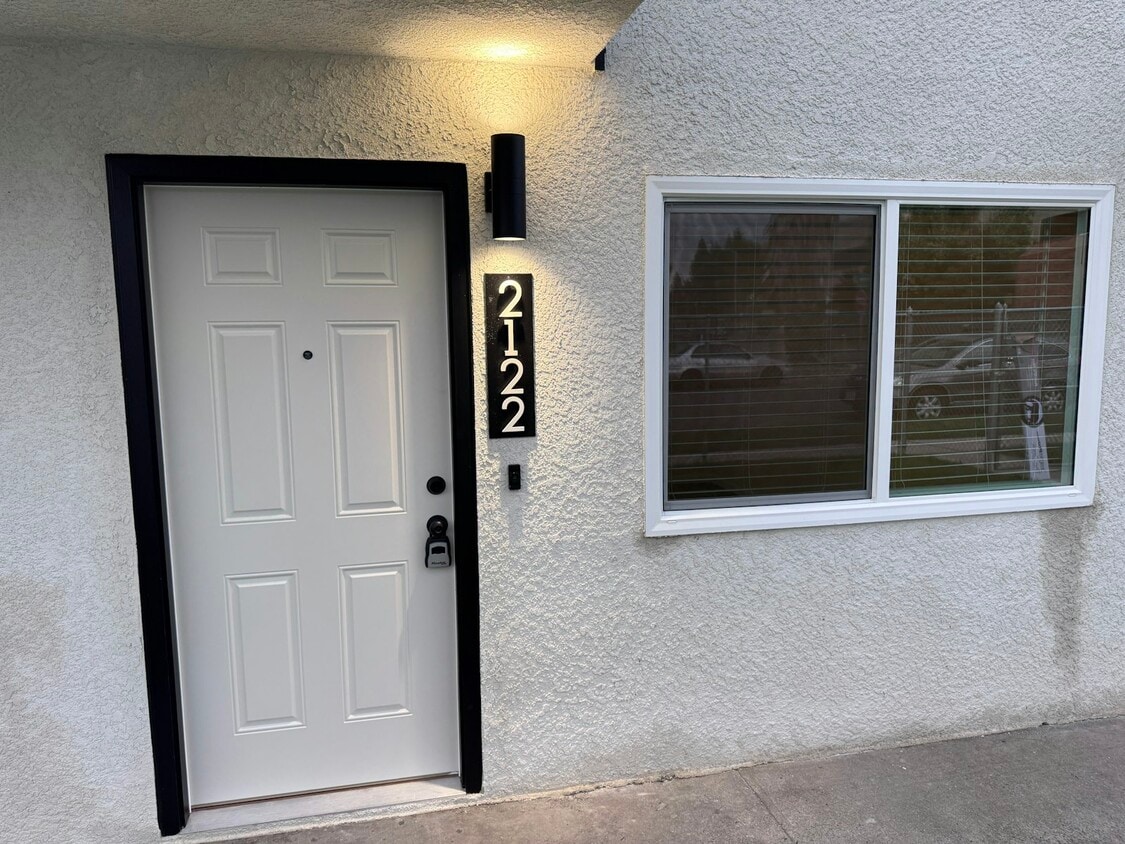 Foto principal - 2118 N Glenn Ave