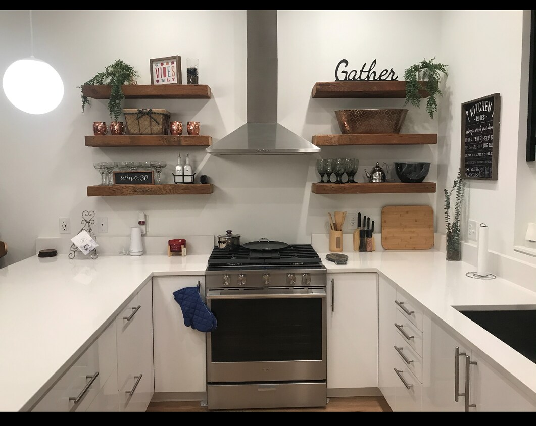 Foto principal - 1643 Guilford Ave