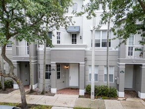 Building Photo - 3515 Shoma Dr