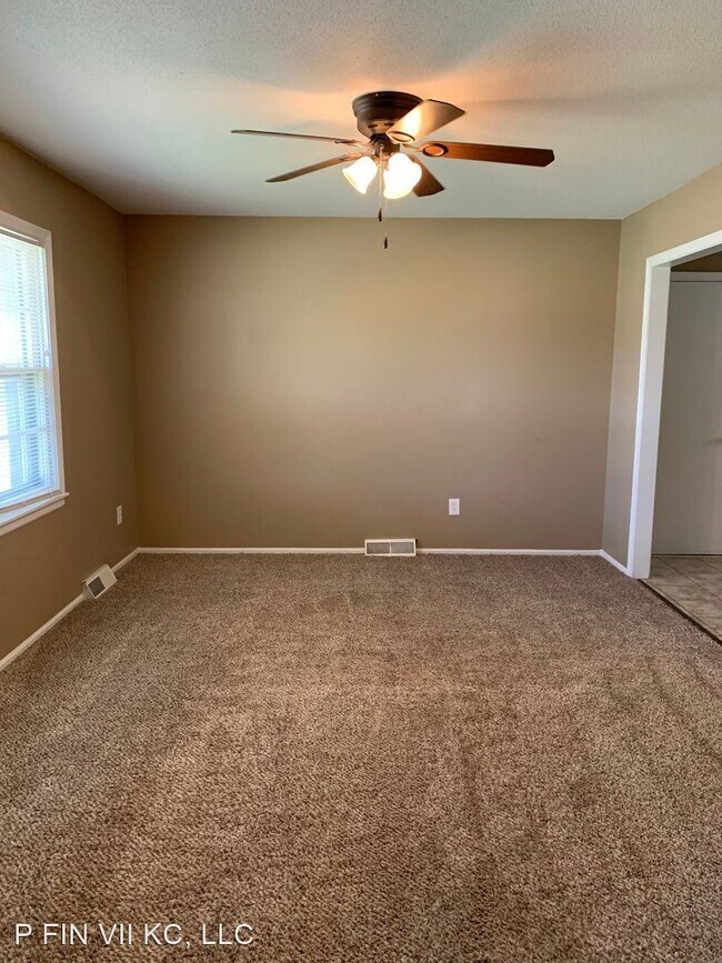 Foto del edificio - 3 br, 2 bath House - 7401 East 117th Terrace