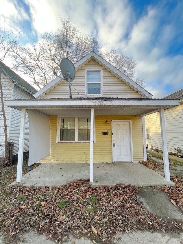 Primary Photo - Three Bedroom Home