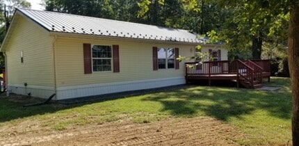 Building Photo - 18355 Bauer Rd