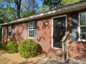 Building Photo - 206 Lavender Lakes Dr