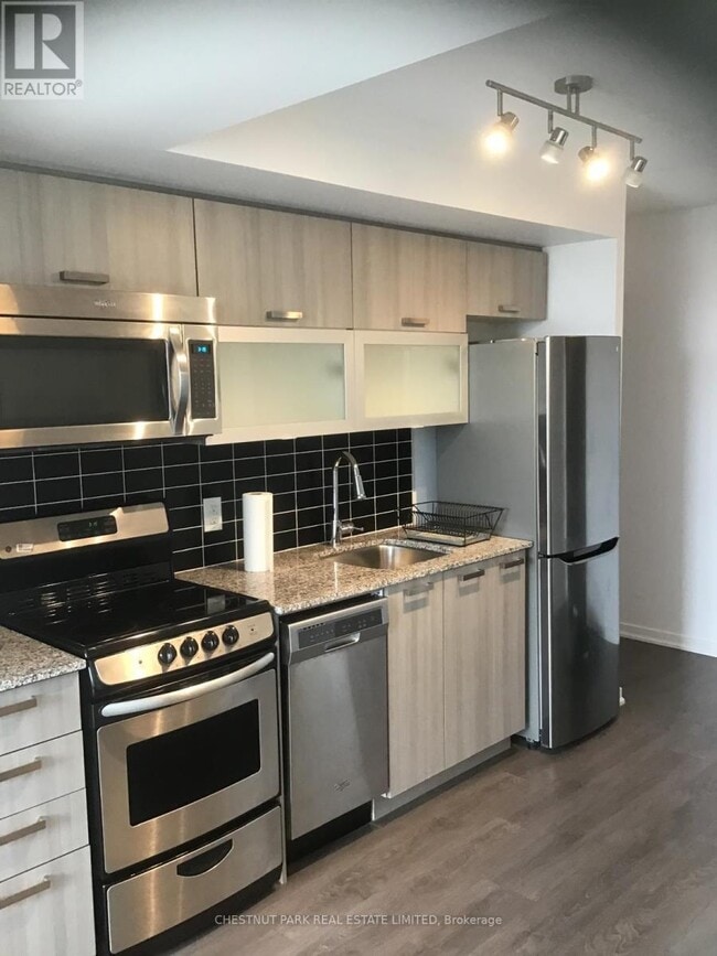 Building Photo - 68 Abell St