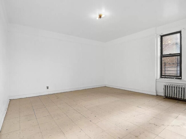 Building Photo - 789 MacDonough St