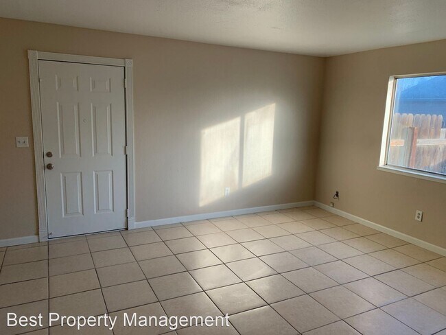 Foto del edificio - 3 br, 2 bath House - 15065 Ryhiner Ln