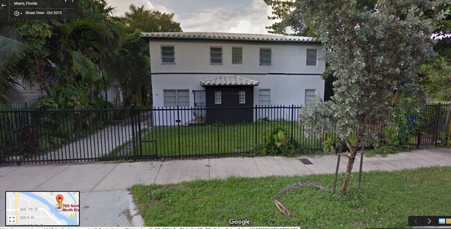 Building Photo - 700 NW North River Dr