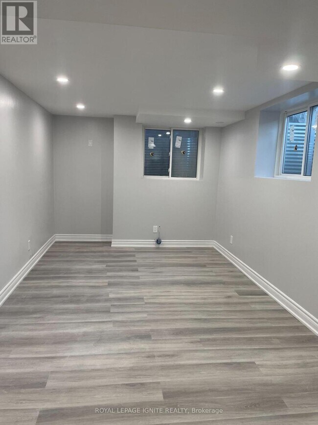 Building Photo - 15 Jinnah Ave