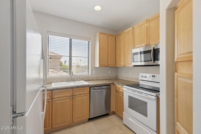 Building Photo - 4200 N 82nd St