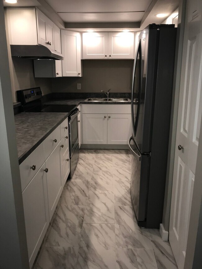 Foto del edificio - 2 Bed, 2 Bath Apt Close to PSU Campus