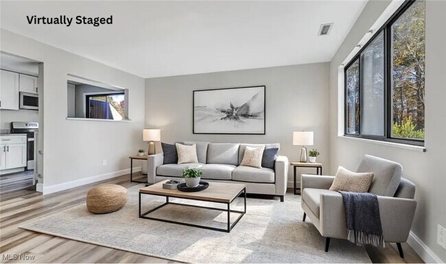 Foto del edificio - 26651 Lake of the Falls Blvd