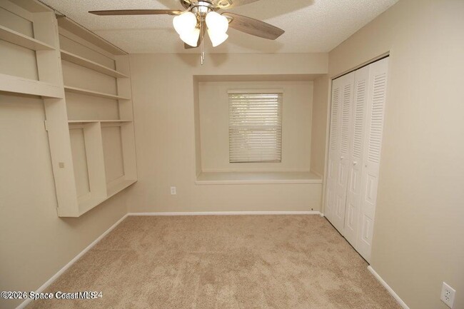 Foto del edificio - 3222 Galleon Ave NE