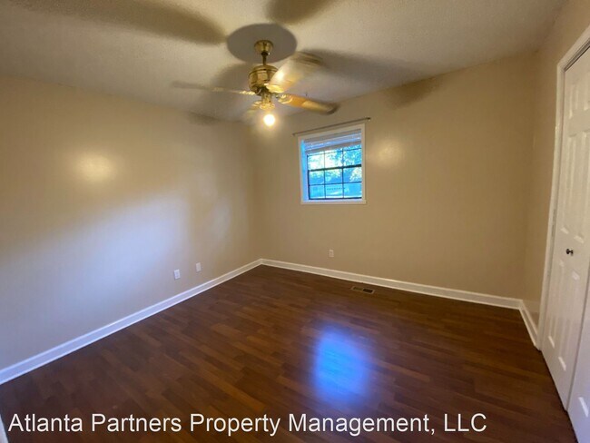 Building Photo - 4 br, 2 bath House - 550 Carithers Road