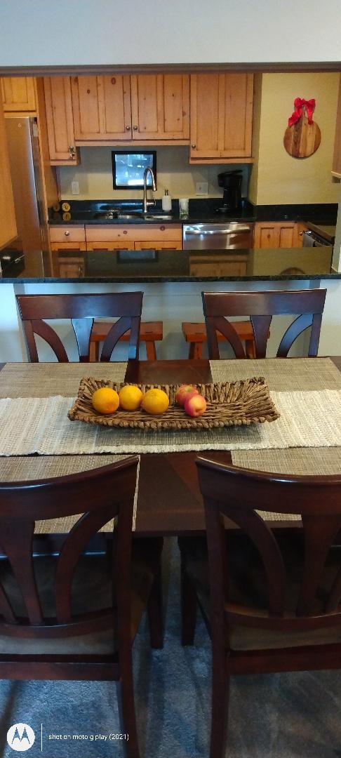 Building Photo - 305 S Park Ave