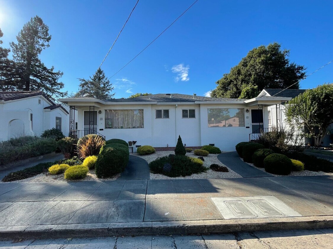 622 E St Unit E Street Duplex, Petaluma, CA 94952 Room for Rent in