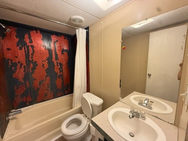 Building Photo - Affordable Mobile Home