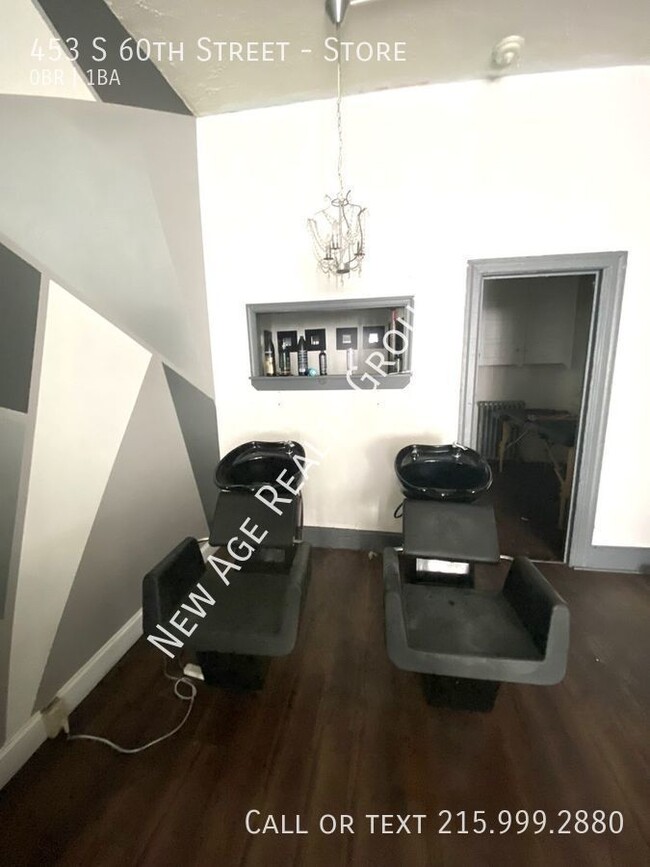 Building Photo - Welcome to 453 S 60th Commercial Space!