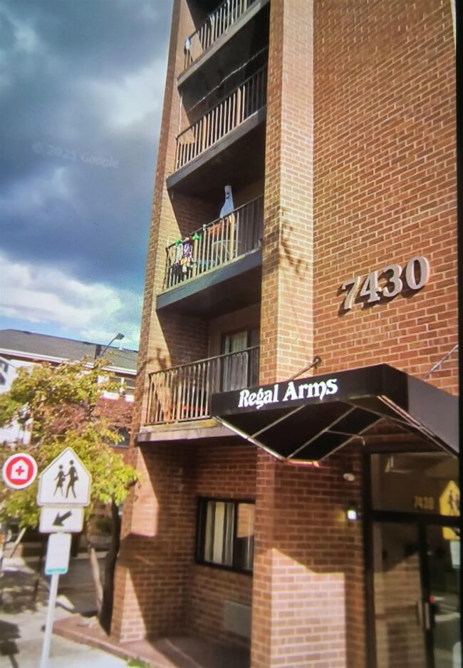 Building Photo - 7430 John F. Kennedy Blvd