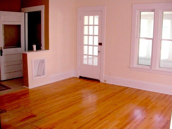 Foto del edificio - 3240 Pillsbury Ave S