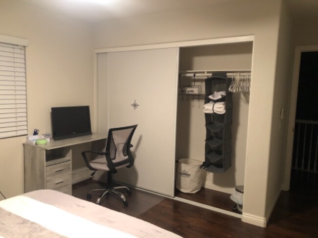 Foto del edificio - 14809 Hidden Palm Ct