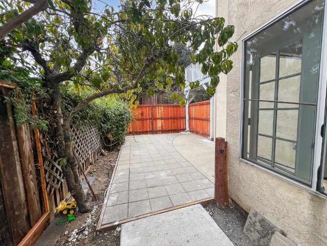 Foto del edificio - 632 Corliss St