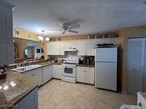 Building Photo - 260 Belina Dr