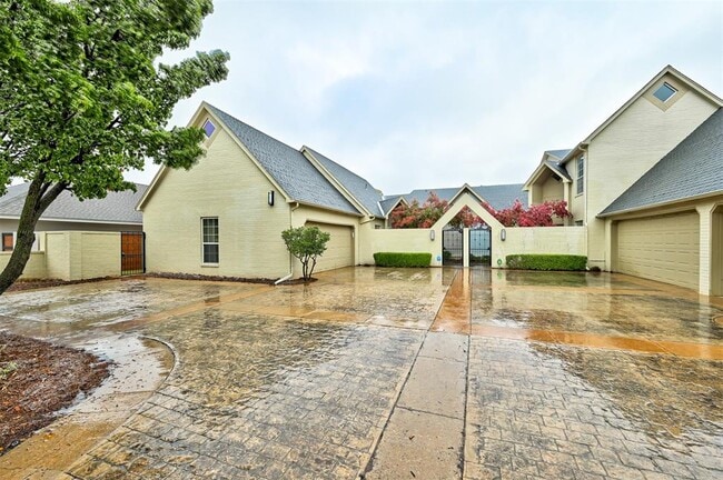 Building Photo - 1500 Duffner Dr