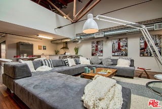 Foto del edificio - 1046 Princeton Dr