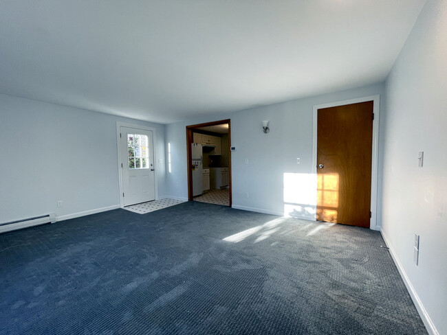 Building Photo - 103 Burnham Rd
