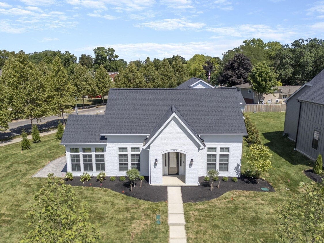 Foto principal - 1984 Ridgeview Rd