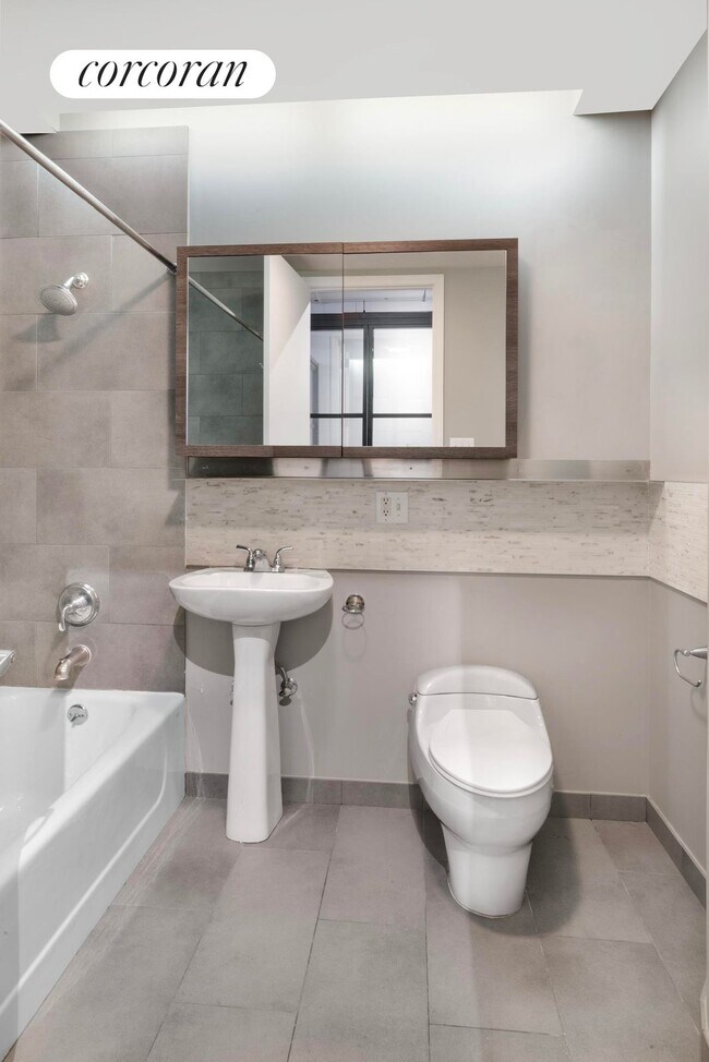Foto del edificio - 63 N 3rd St