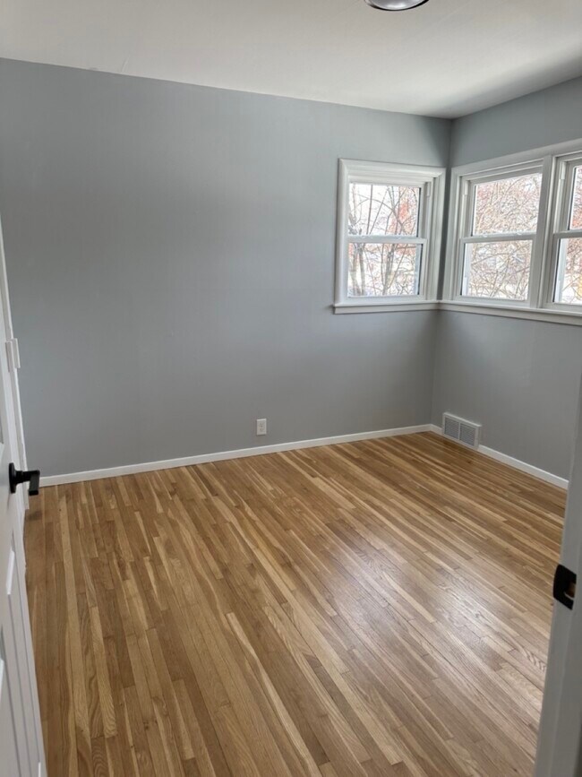 Foto del edificio - 1305 5th St S