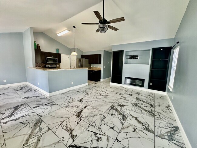 Building Photo - Three Bedroom Updated Single Level Home in...